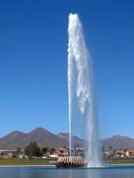 Fountainhill_az_fountain