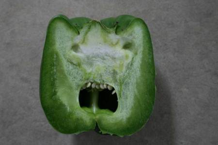 Green peppers even hate themselves