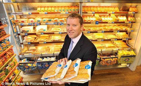 article-2122258-125FE358000005DC-241_468x286